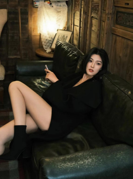 全网高颜值妹子【程儿】视频推荐，手慢无