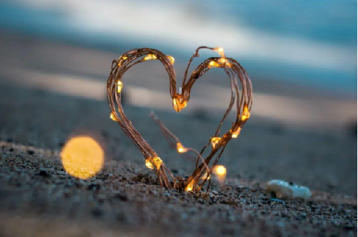 《两性关系指南》：男女交往最舒服模式解析